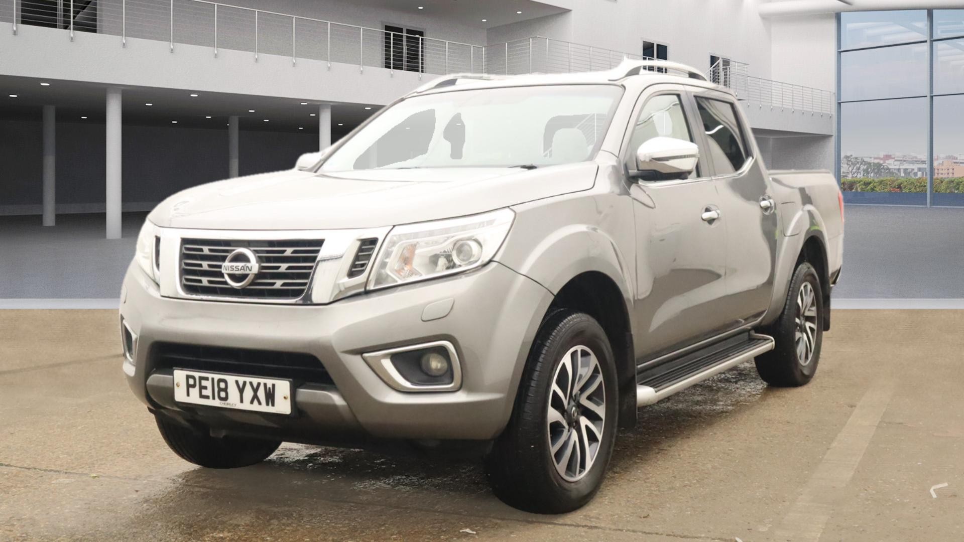 NISSAN Navara